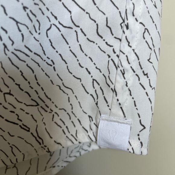 New$98 Lululemon Men’s Collar Button Front Down To The Wire Shirt XXL - Picture 7 of 7